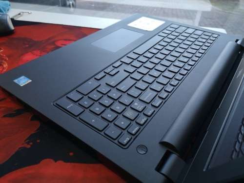 *ABSOLUTE STUNNER!*DELL INSPIRON 3542*i5-4210U*8GB RAM*1000GB HDD*MAXXAUDIO